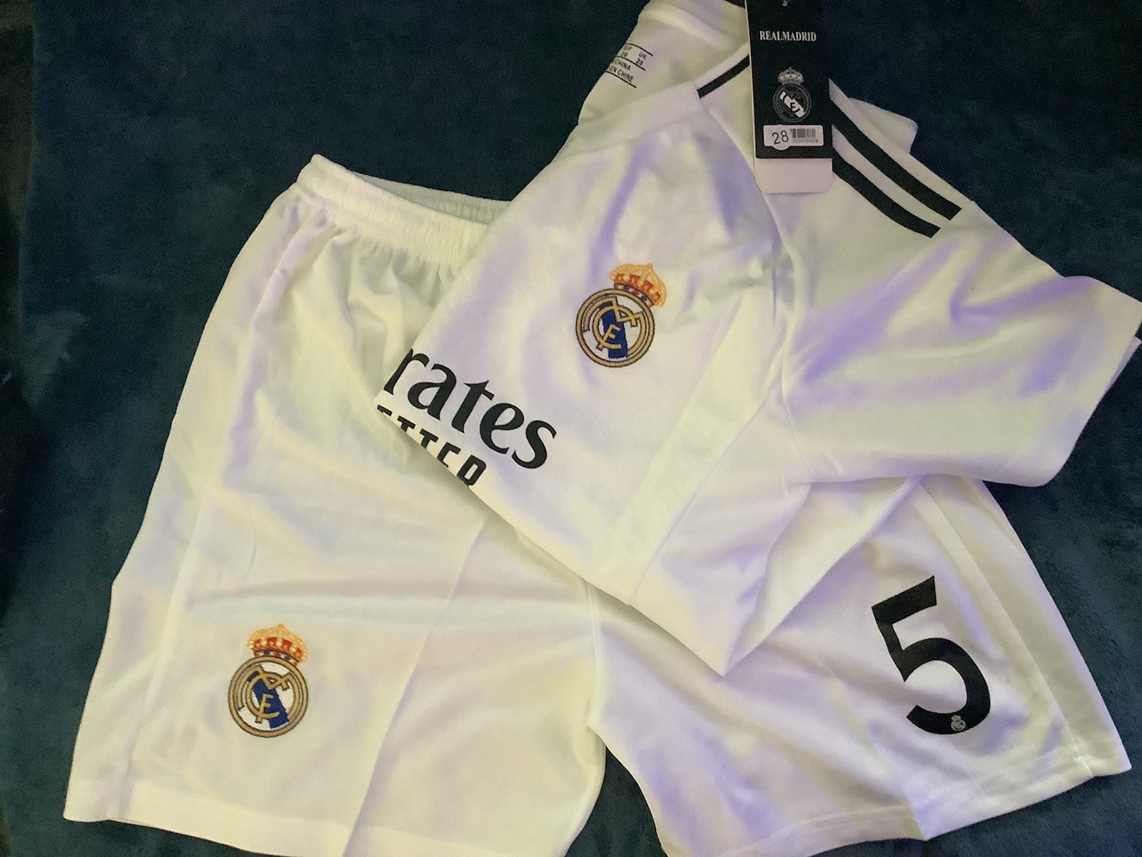 Soccer Jersey And Shorts Real Madrid #5 Bellingham SZ 24= Woman’s Small/youth 14