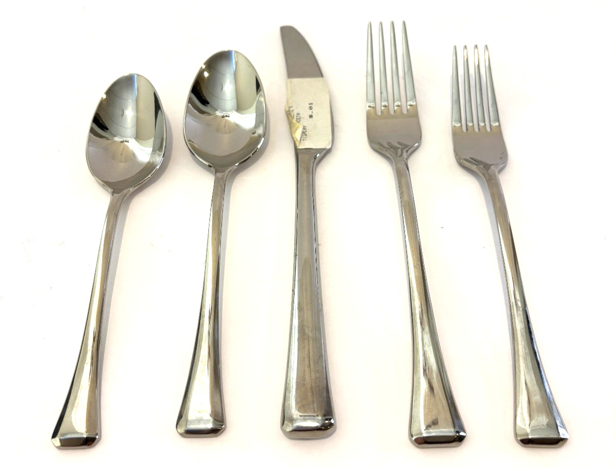 NEW Oneida Faceta Stainless 18/10 Flatware 5 Piece Place Setting