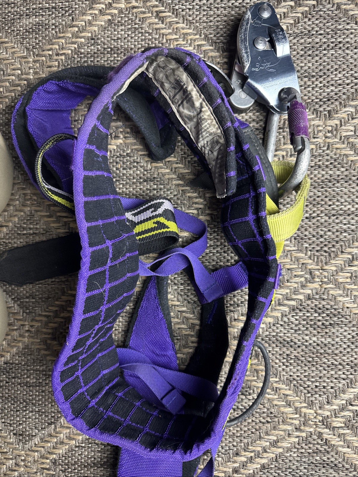 Petzl Jump Harness C20 Large Crolles Climbing W/ Grigi 2 And Wales Caribine