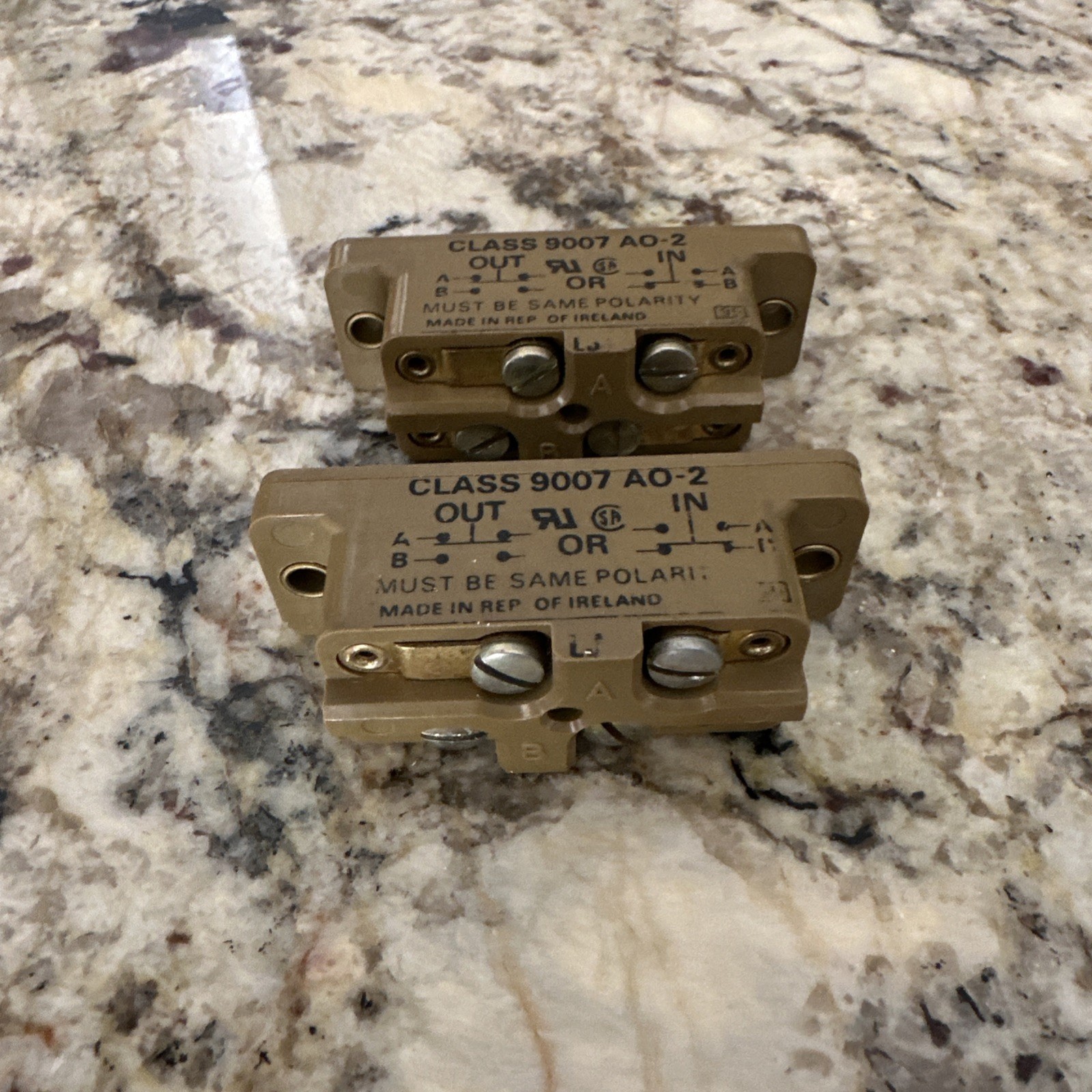 2x Square D 9007-AO2 Limit Switch NEW WITHOUT BOX - FAST SHIPPING