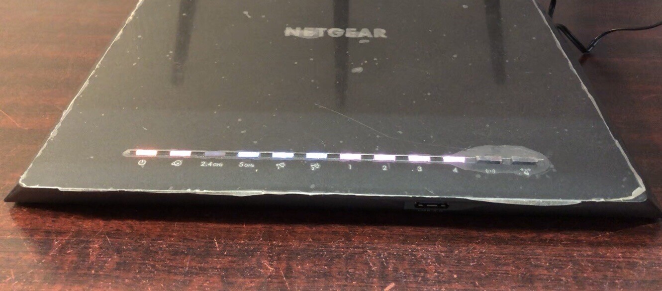 Netgear Nighthawk AC1900 Model R 7000 Wireless WiFi Router