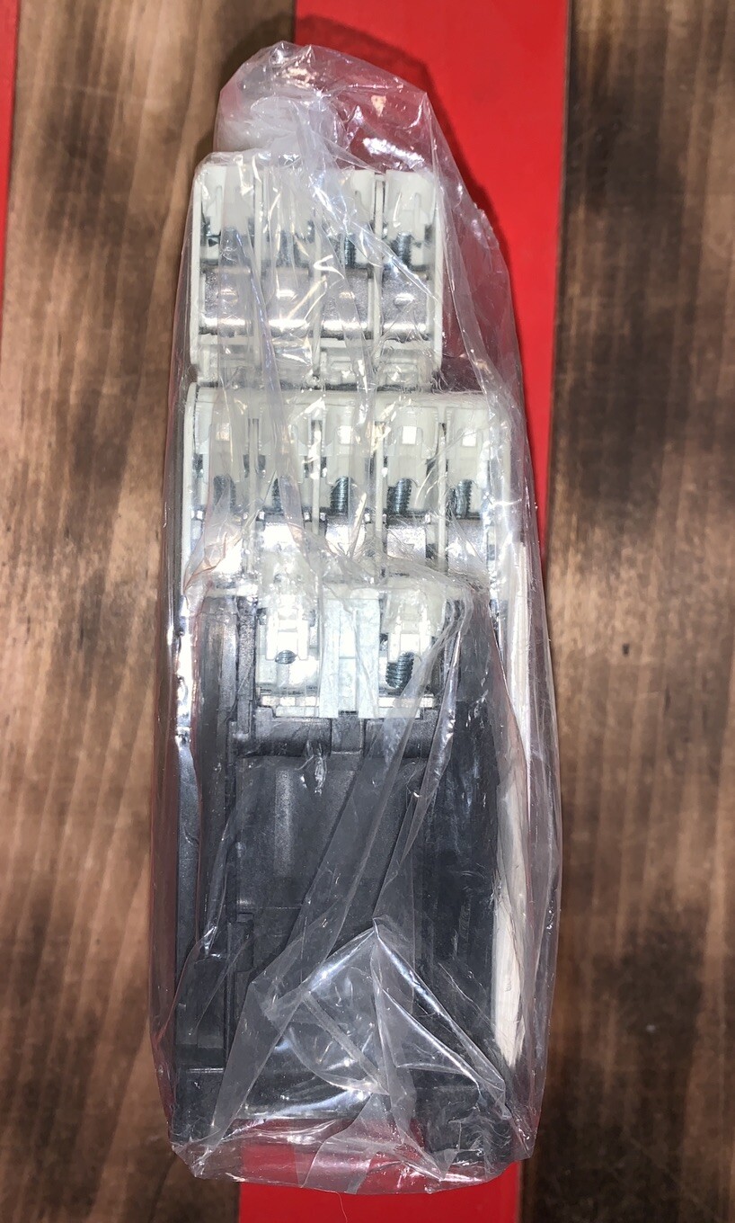 Mitsubishi SRD-T9BC COIL DC125V Solid State Overload/Relay ONE PIECE