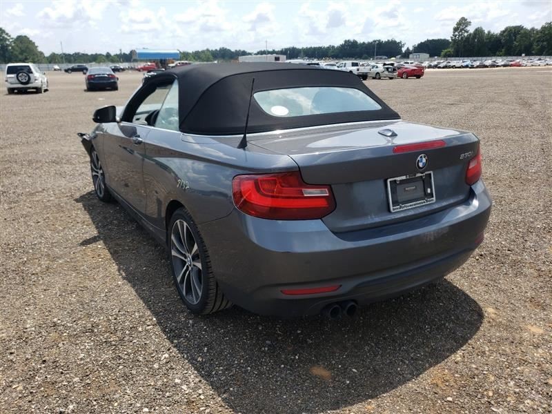 230i 2017 Fuse Box Cabin 685651