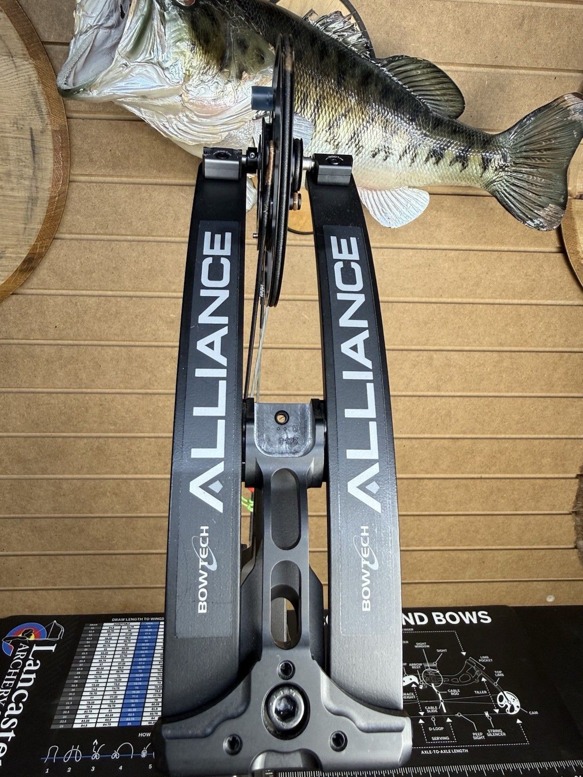 Bowtech Archery 2026 Compound Bow - Alliance 30 - RH - Stealth Grey - #70
