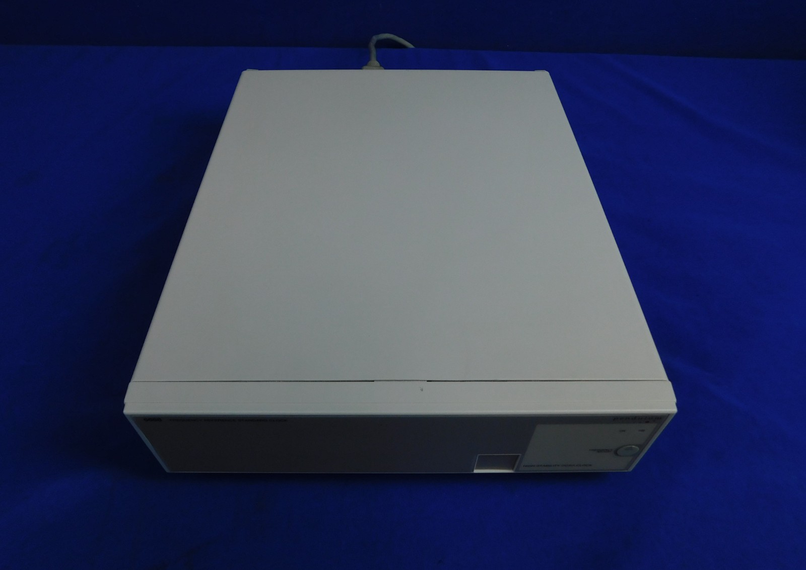 Pendulum 6688 High Stability Frequency Standards