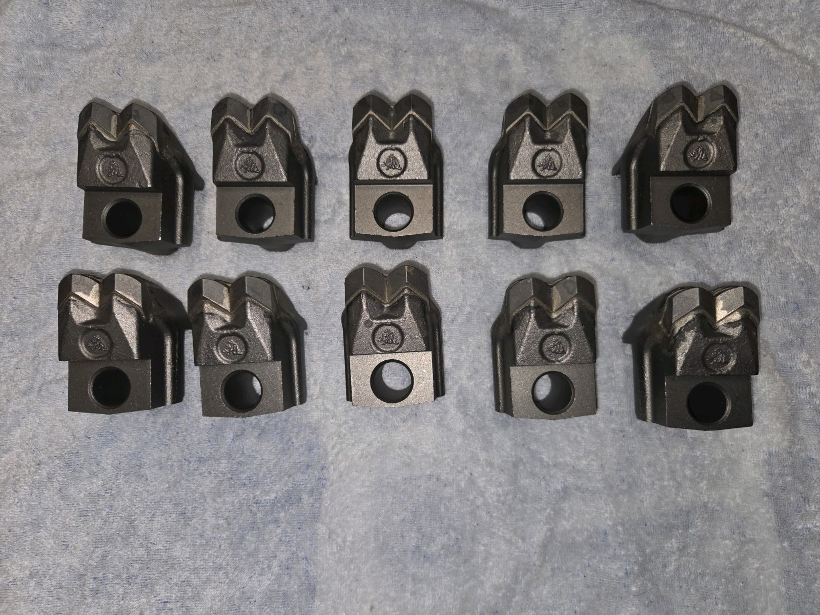 New Lot Of 10 FAE/CAT C3 Double Carbide Tip Mulching Teeth