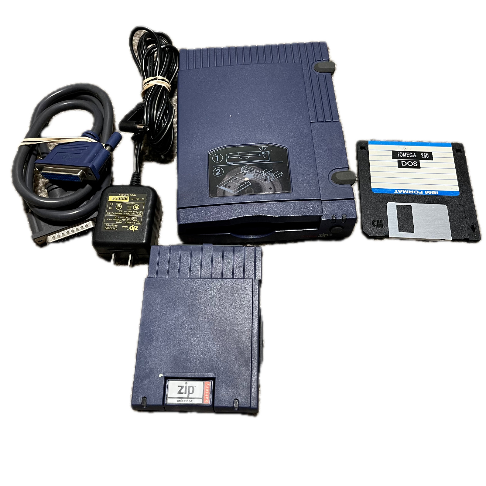 Iomega Zip 100 External Drive Z100P2 Data Cable Power Supply Battery 2 Discs