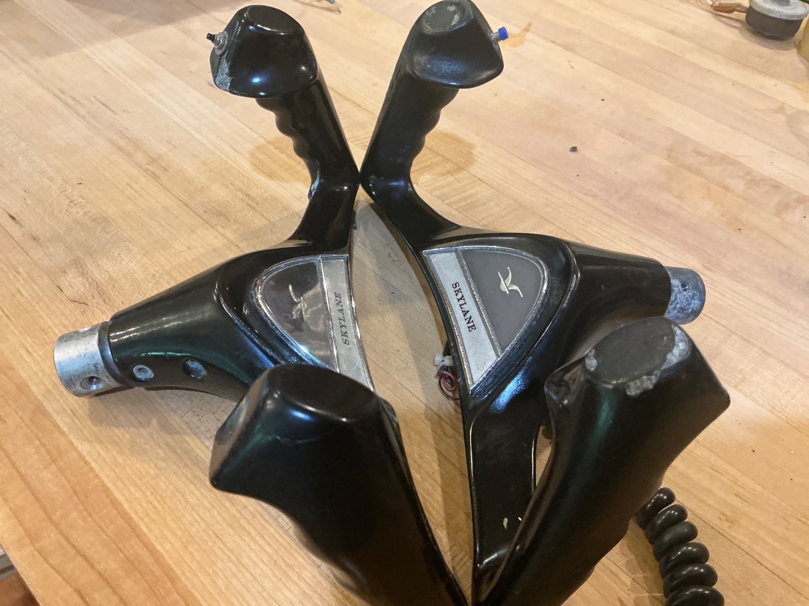 Cessna 182 aircraft control yokes