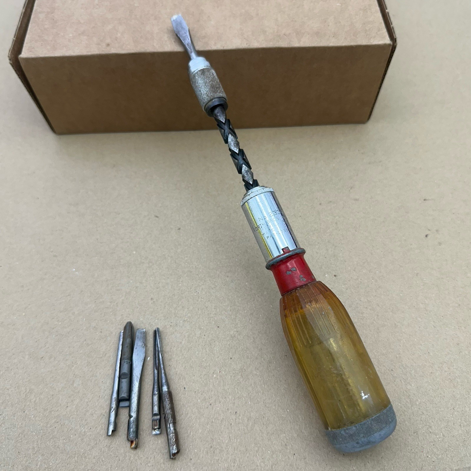 Vintage Stanley Handyman Yankee No. 233H Spiral Drill/Driver With 5 Bits USA