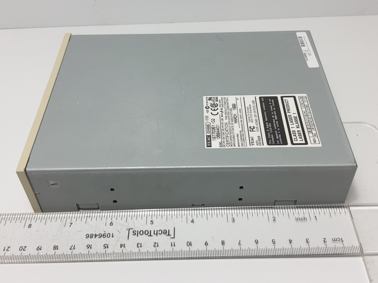TEAC MODEL CD-532S (USED NOT TESTED)