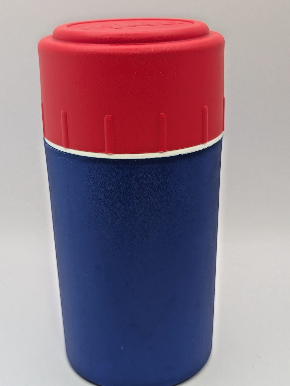 Igloo 14 oz Water / Beverage Jug Cooler Blue and Red Insulated/Flip Straw/Lid