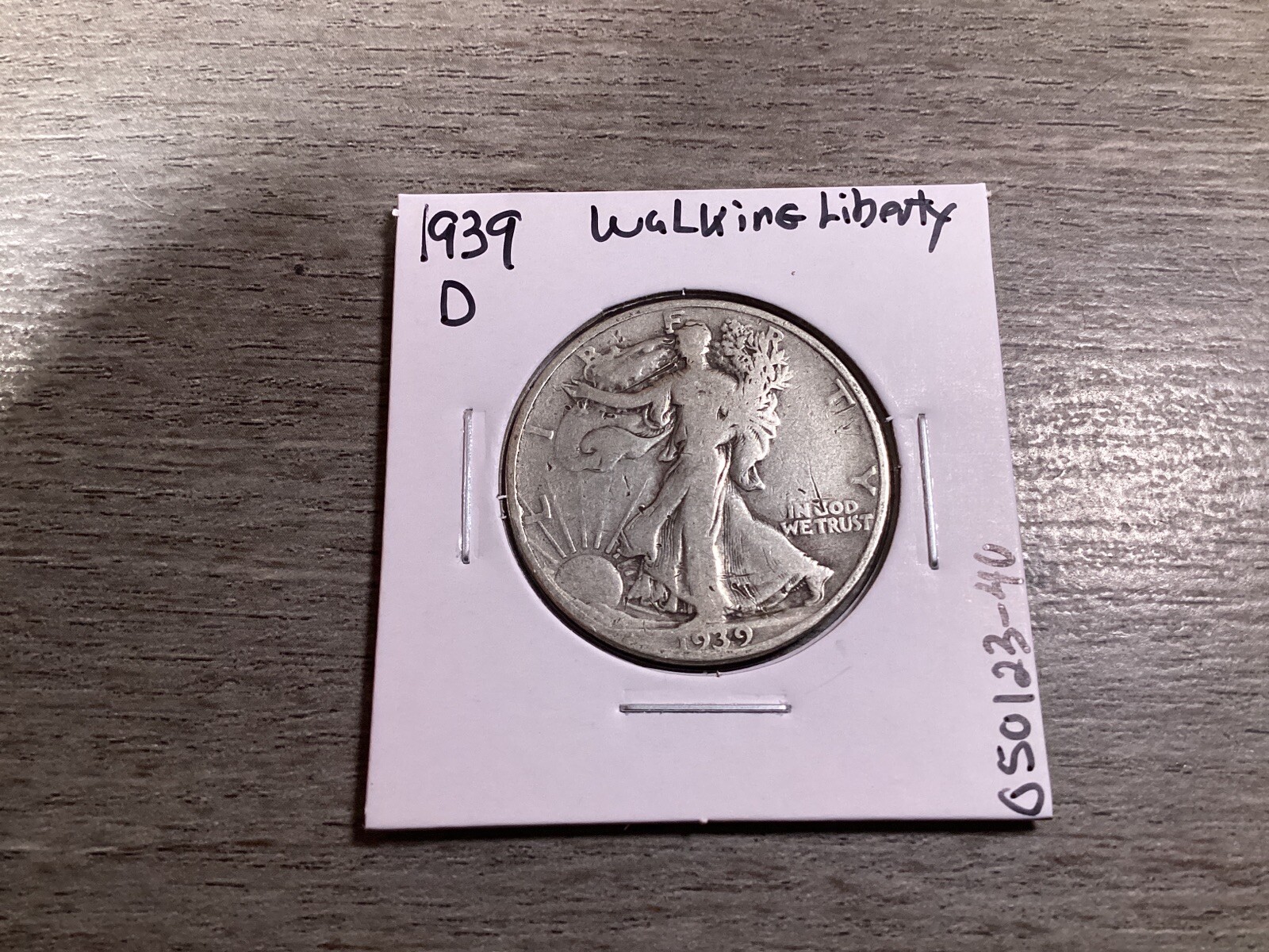 1939 D Walking Liberty Silver Half-Dollar from Denver Mint 050123 40td