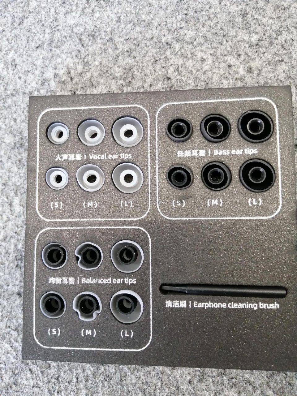 HIDIZS Earbuds Md4 Used