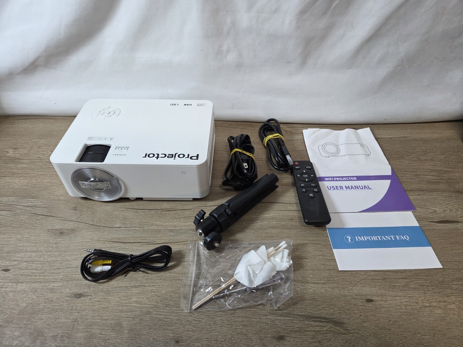 Mini Projector Model QK02 With Remote Bundle With Stand Tested Works Open Box