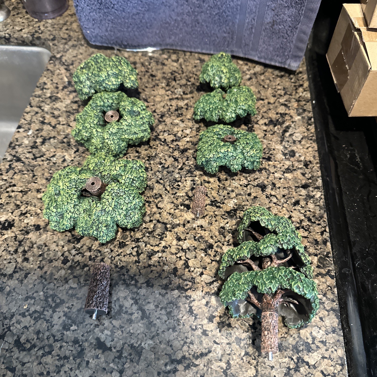 Dwarven Forge Deciduous Tree, Toppers, Factory Painted As Shown