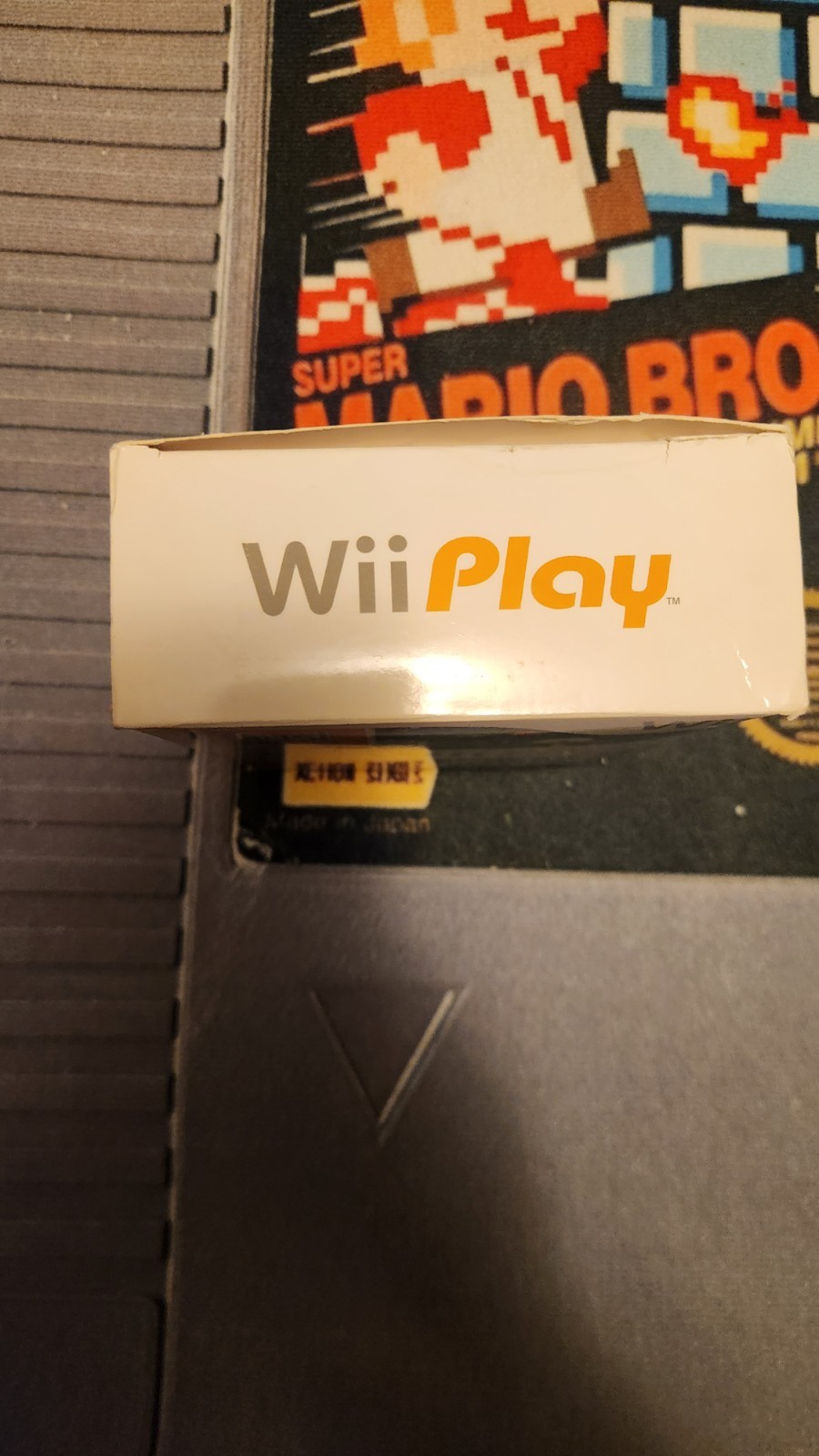 Nintendo Wii Play (2007) Bundle w/ Wii Remote, Manual, Case, Silicone Jacket