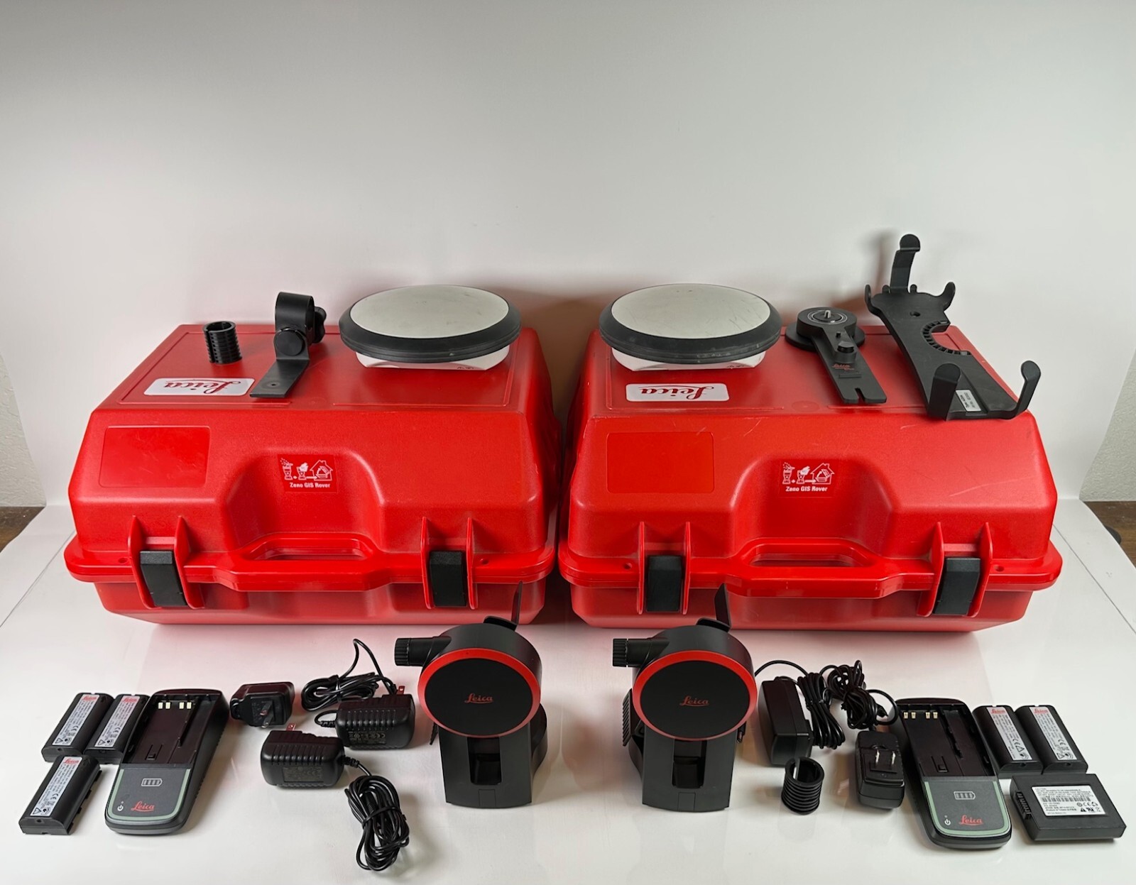 Leica GG04+ Plus Smart Antenna GNSS Receiver (Pair)