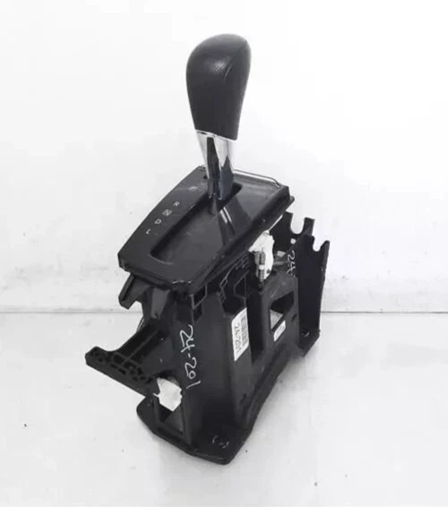2013-2019 Nissan Sentra Auto Trans Floor Gear Shifter Selector Assembly 1.8L CVT