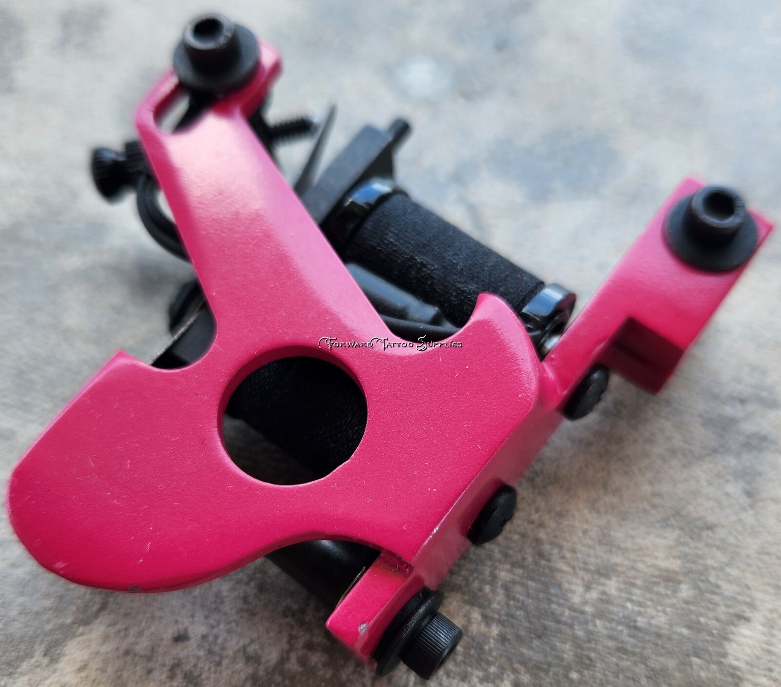 Hot Pink UV Widow Shader Tattoo Machine with all Black Forward Medium-Slow 96cps