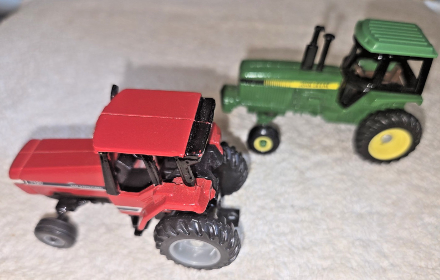 Lot of 2 Diecast Tractors - John Deere & Case International