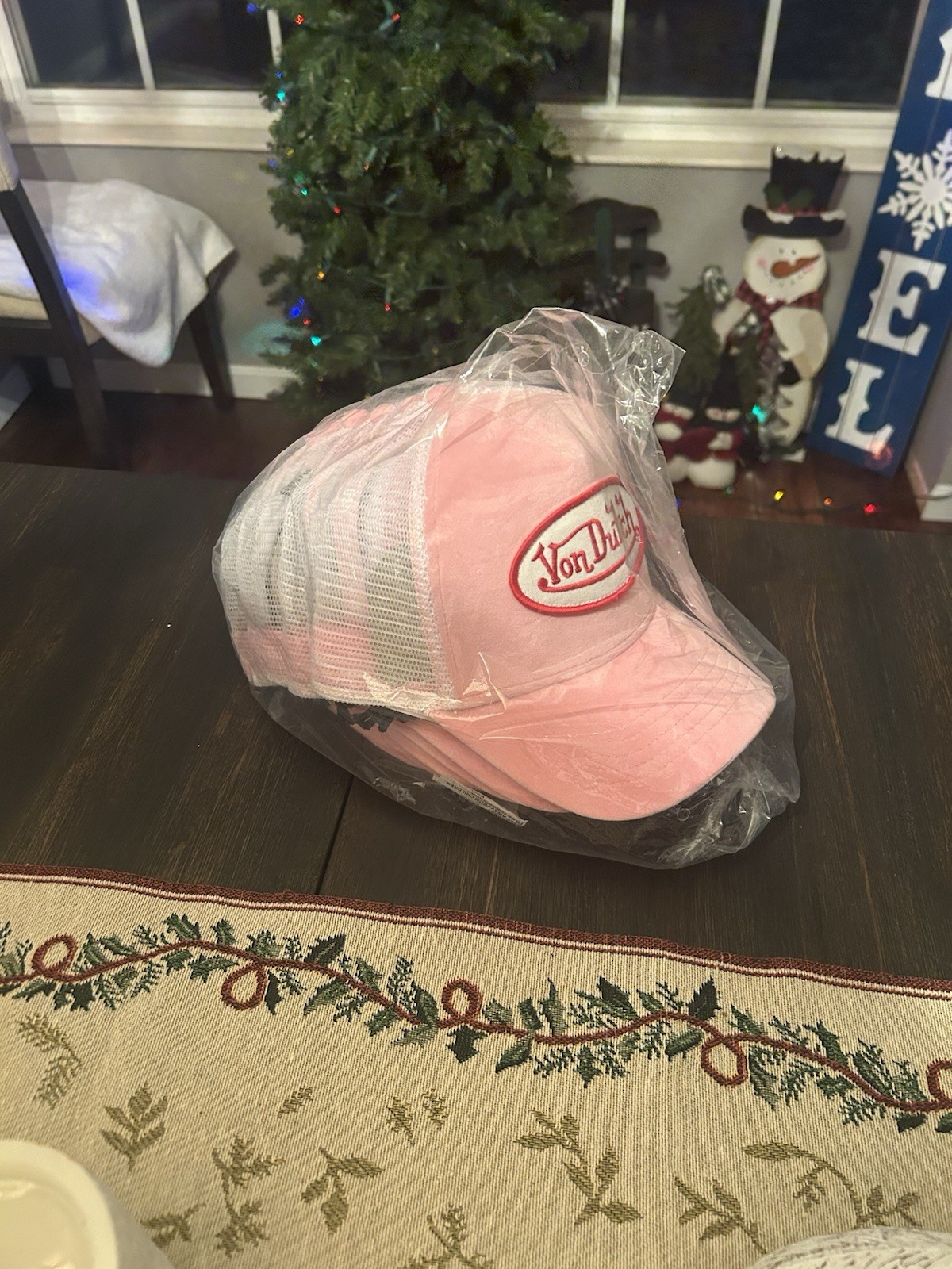 VON DUTCH VELVET PINK CRUSH TRUCKER CAP 🎄🎅🏼