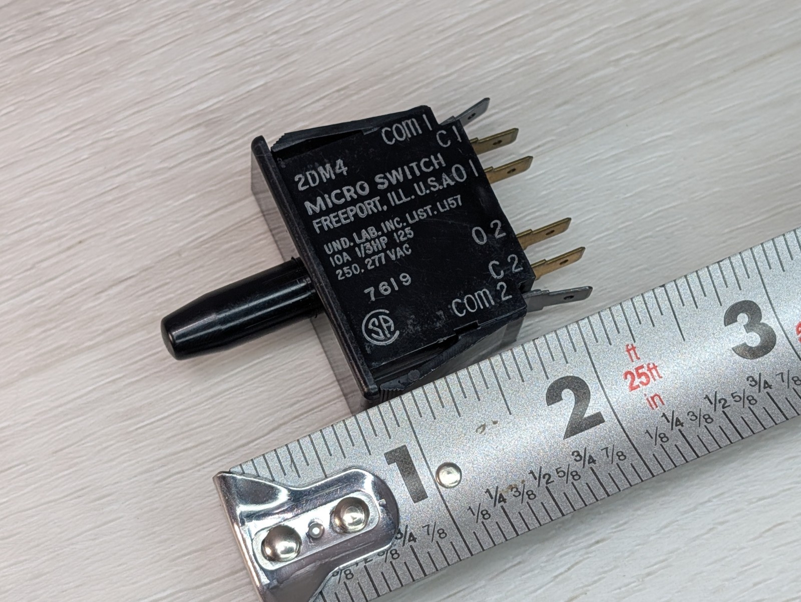 NEW Honeywell MicroSwitch 2DM4 Push / Pull Switch Plunger Actuator 10A 250VAC