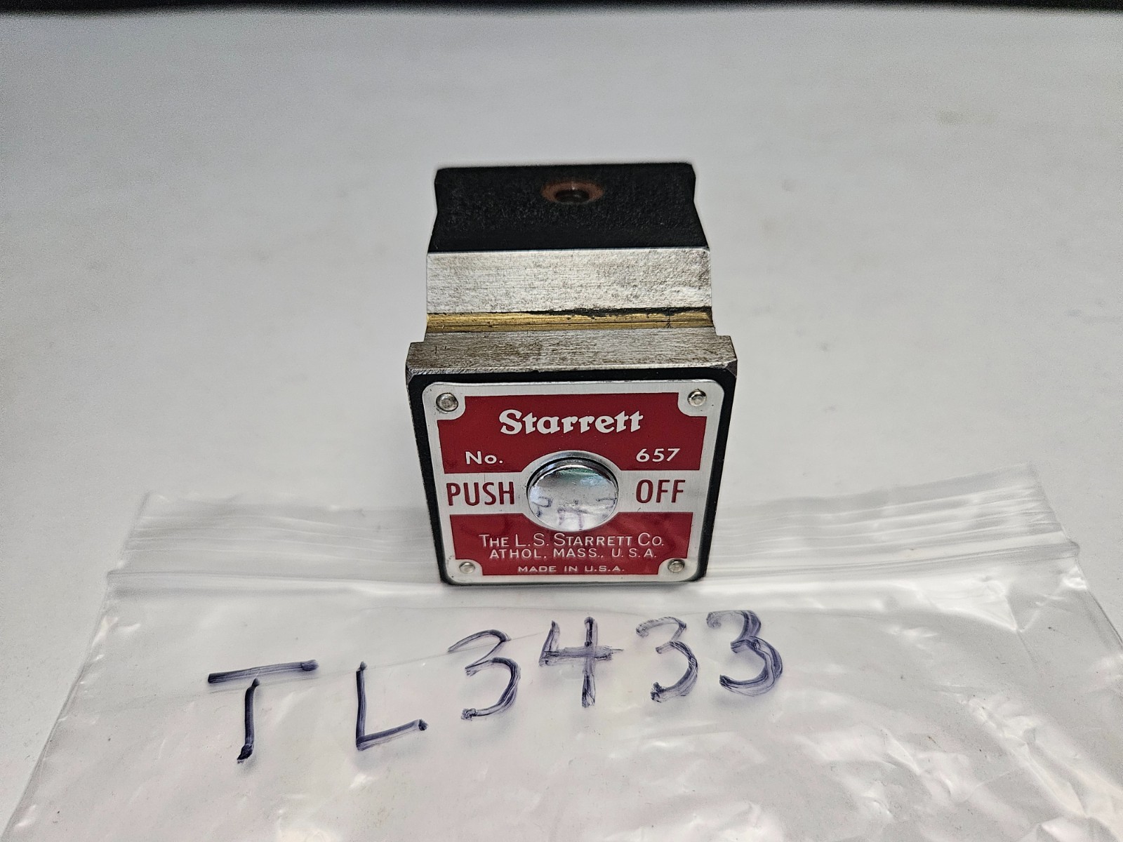 STARRETT #657P MAGNETIC BASE ONLY (1 15/16" x 1 5/8" x 1 7/8") NEW OLD STOCK