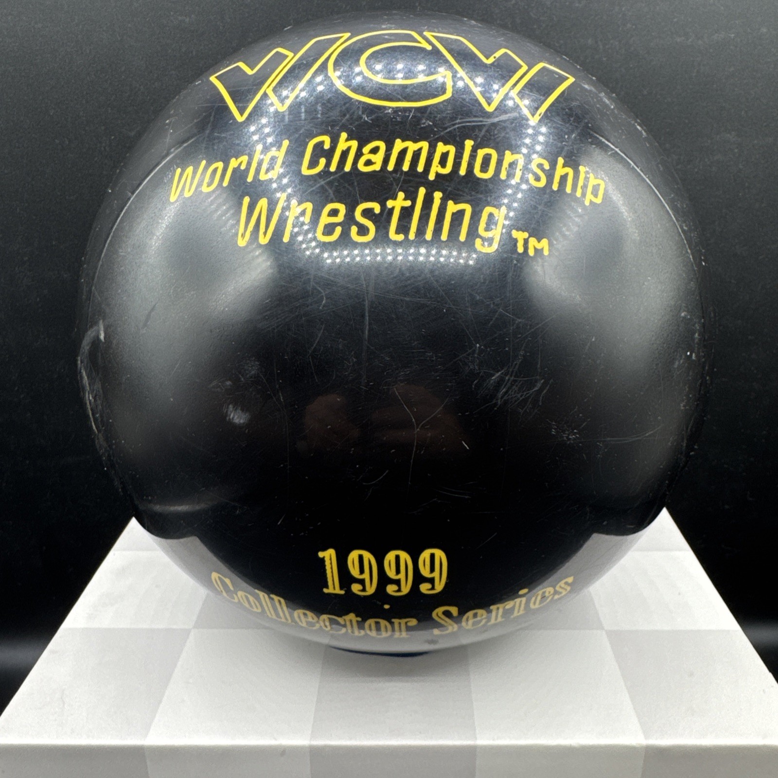 WCW Wrestling Goldberg 8.5lb Bowling ball New 1999 Collectors Series Black Gold