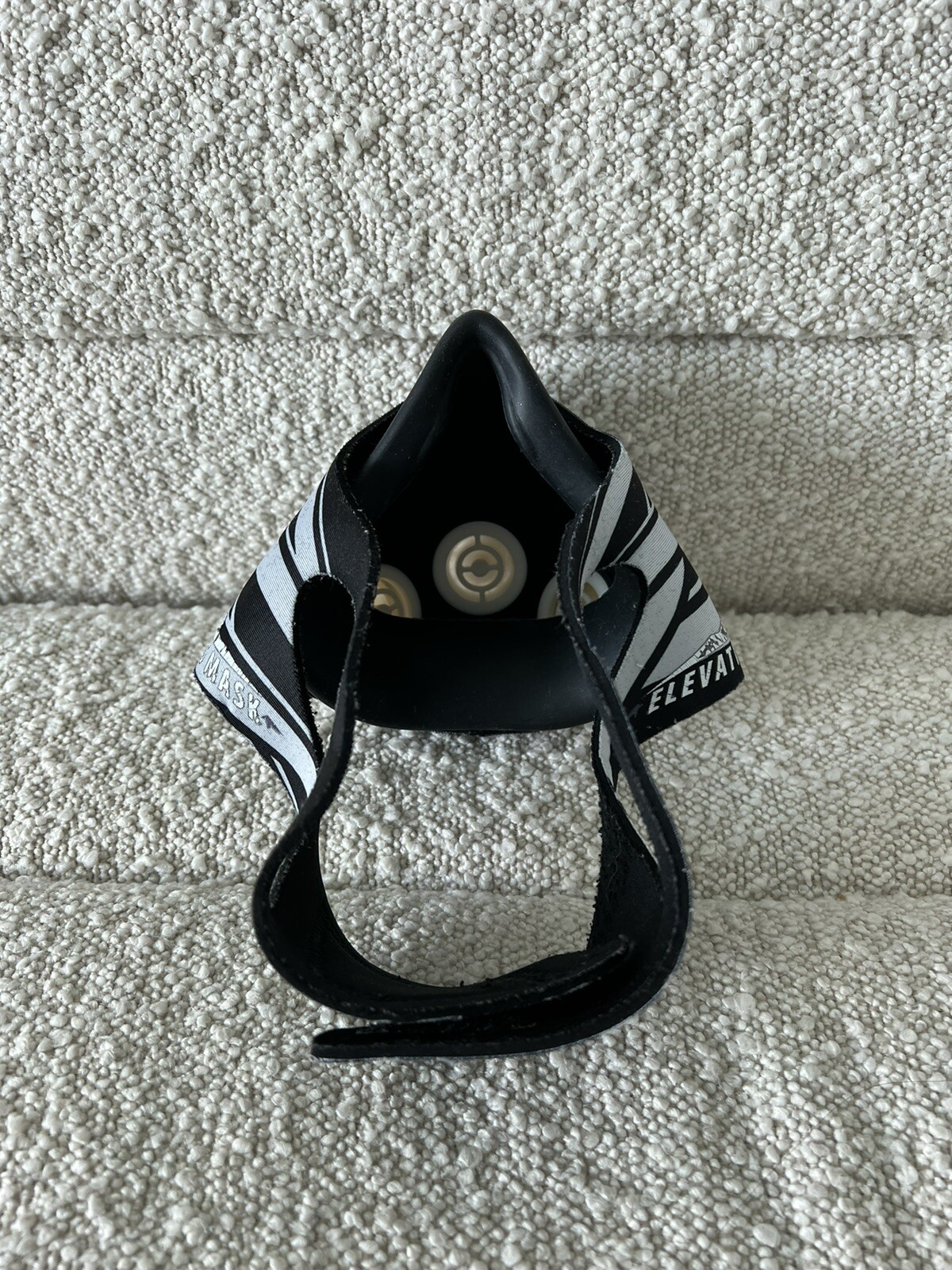 Elevation Training Mask 2.0 sz Medium High Altitude Work Out Equipment Breathing