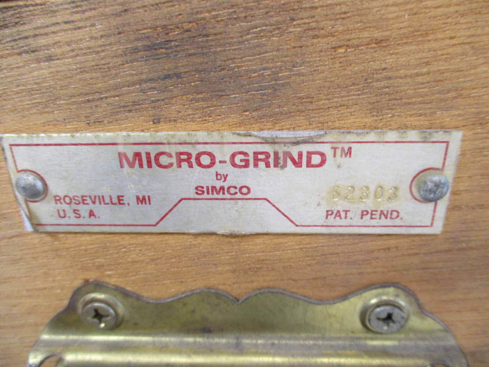 SIMCO Micro Grind Face Plate Assembly & Vee Block Mounted w/ 5C Mount in VGC
