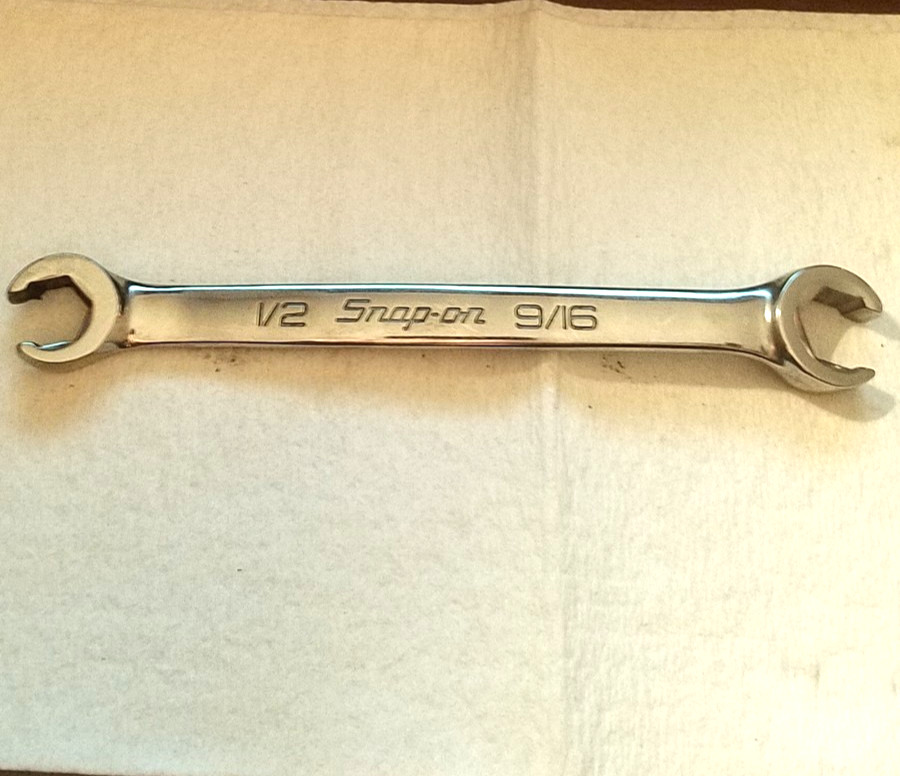 Snap On 1/2"- 9/16" 6-Pt. SAE Flank Drive Double End Flare Nut Wrench RXFS1618B