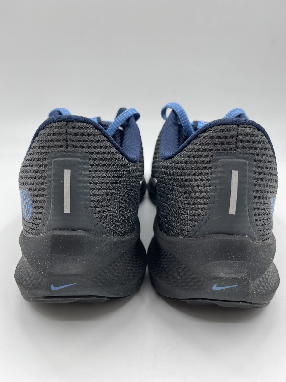 Nike NFL x Air Zoom Pegasus 40 Tennessee Titans DZ5970-001 Men’s Sizes 10.5-13