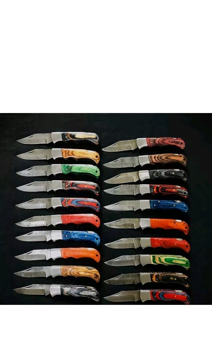 LOT of 100 pcs Damascus Steel Hunting Folding knife, Pocket Knives w/ Sheath