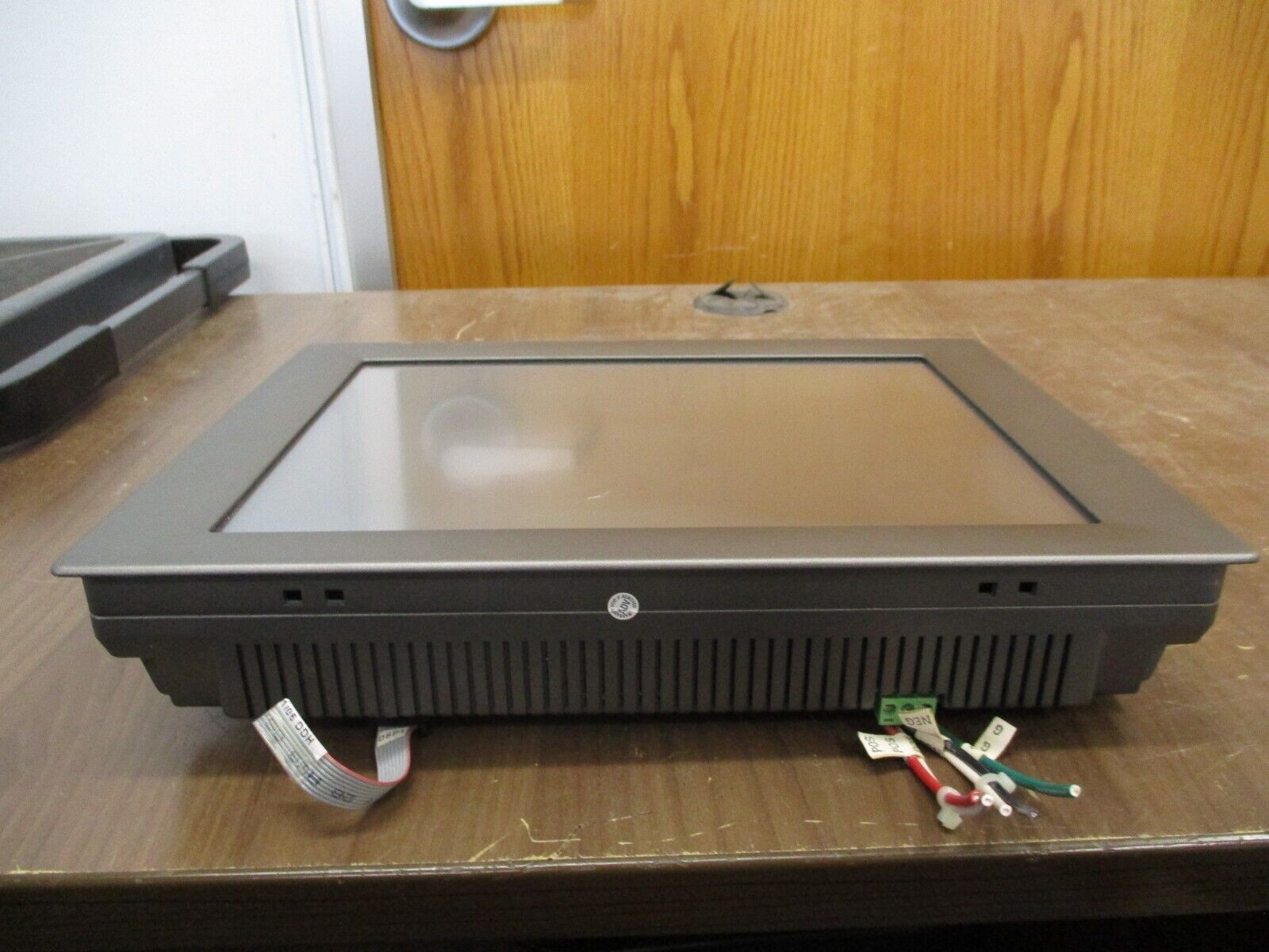 Advantech Touchscreen Panel PC TPC-1261H-A1BE Used