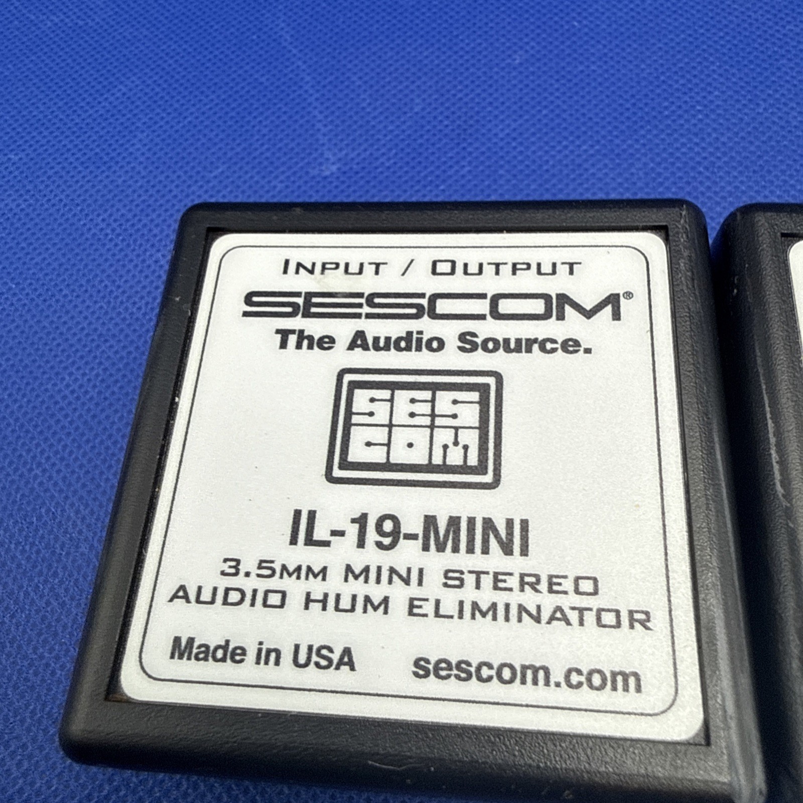 Quantity 4 Sescom IL-19-MINI 3.5mm Stereo Mini I/O Hum Eliminator