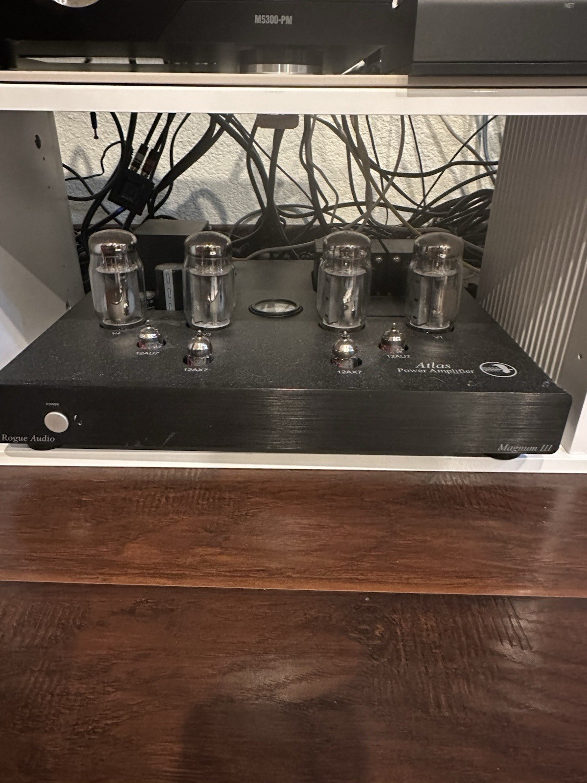 Rogue Audio Atlas Magnum III Vacuum Tube Power Amplifier Tube Amplifier