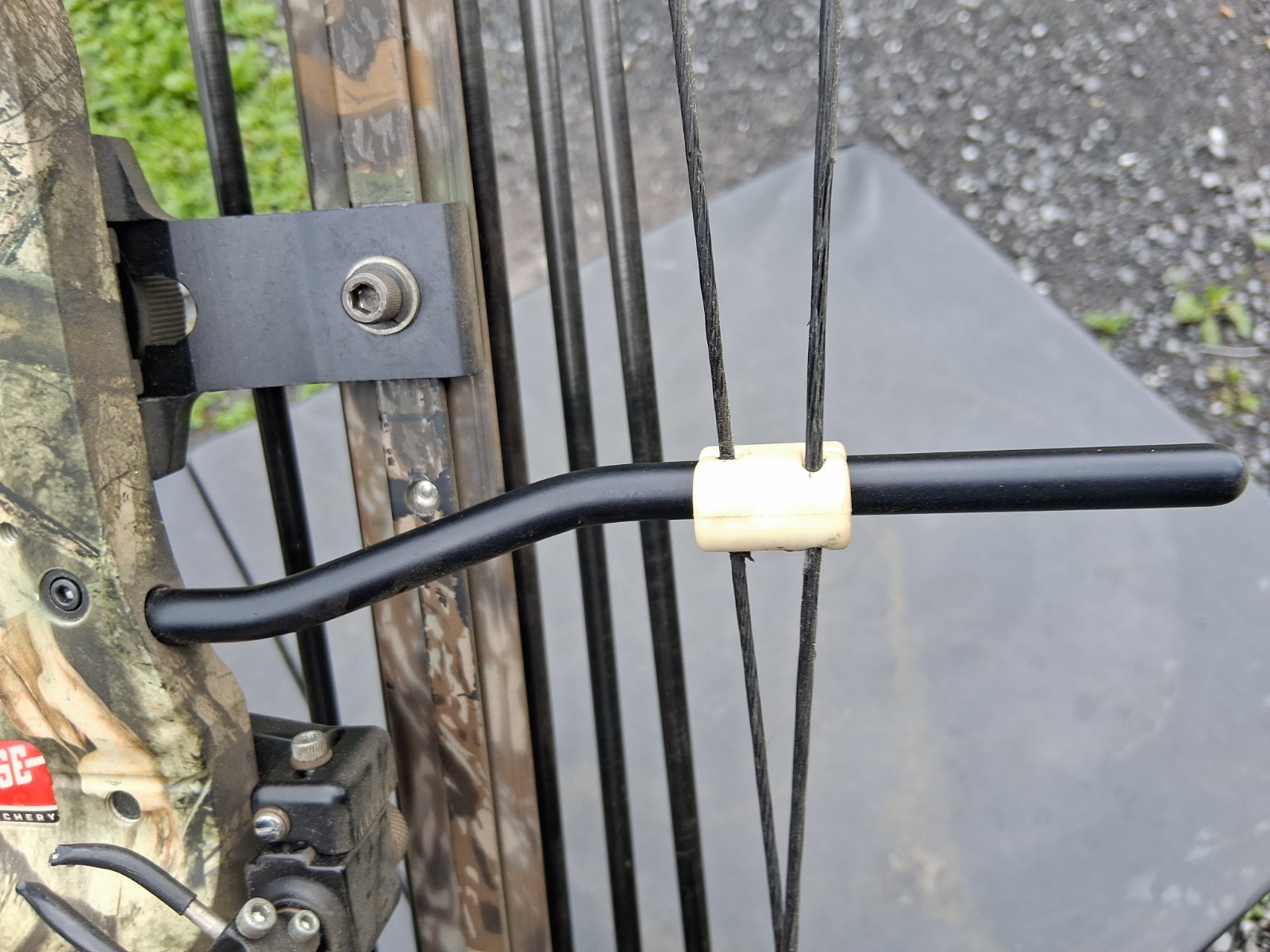 PSE Stinger Compound Bow