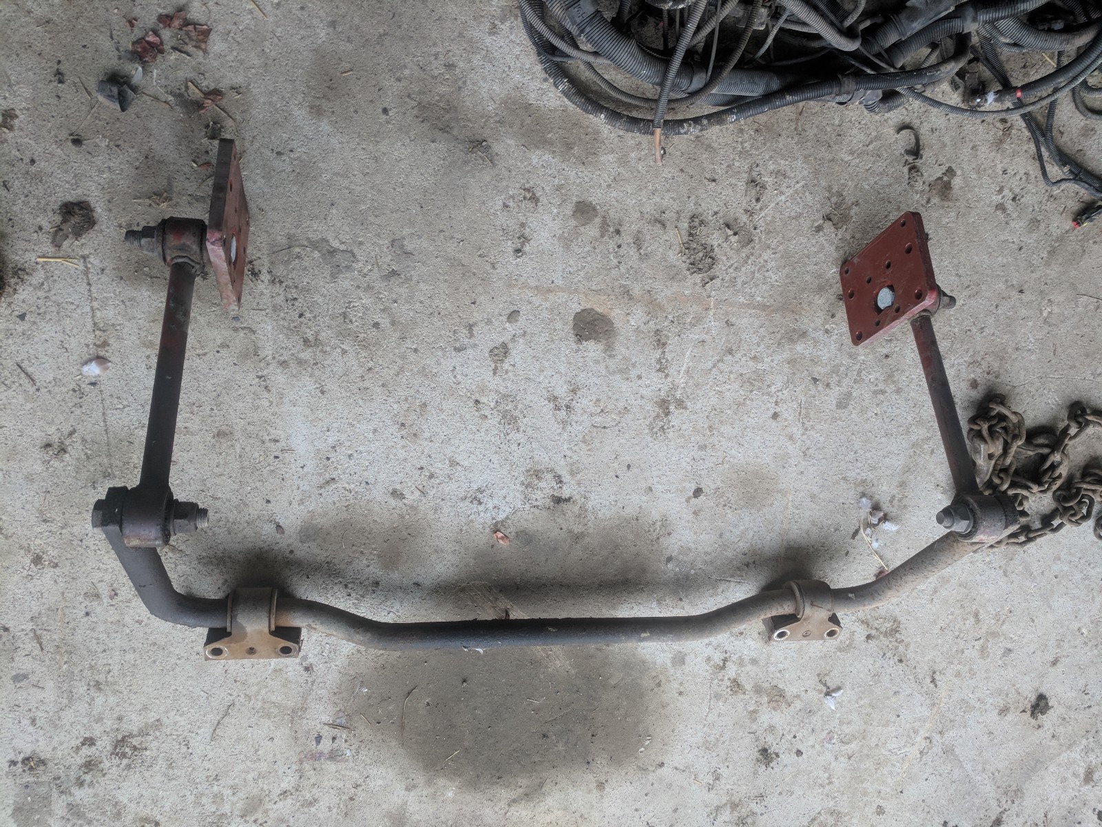 FRONT ANTI ROLL BAR - REMOVED FROM  75-E-170