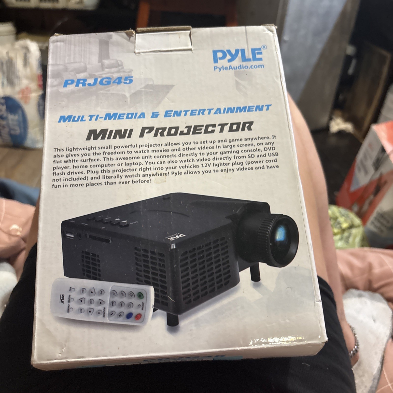 Pyle Mini Projector PRJG45 Works Has Remote Still In Box Perfect Condition