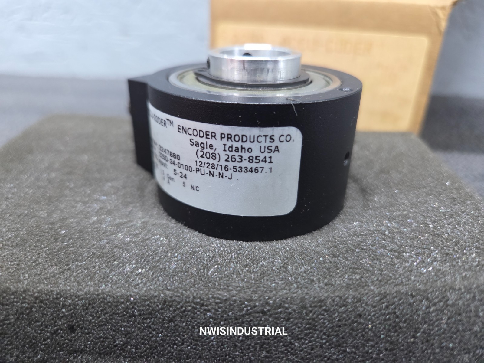Accu-coder 225Q-34-0100-PU-N-N-J Encoder 5-24VDC