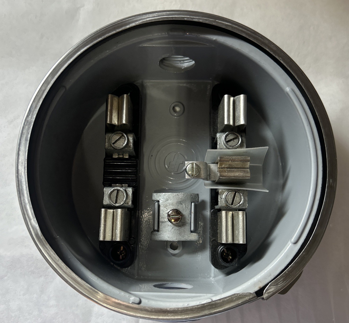 New Standard residential 100 amp meter socket KIT