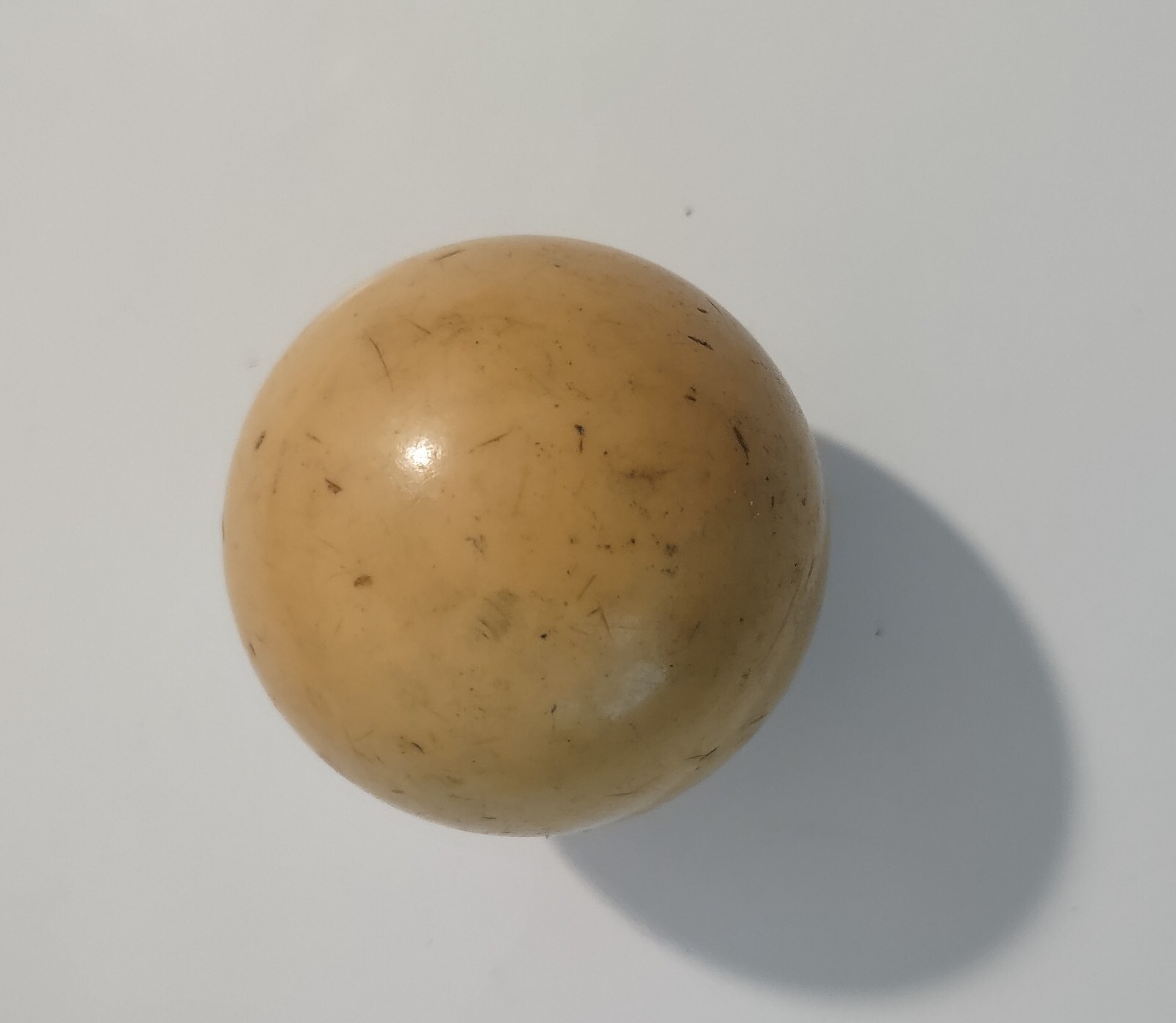 Vintage Bakelite Billiard Ball Pool Ball Butterscotch Que a