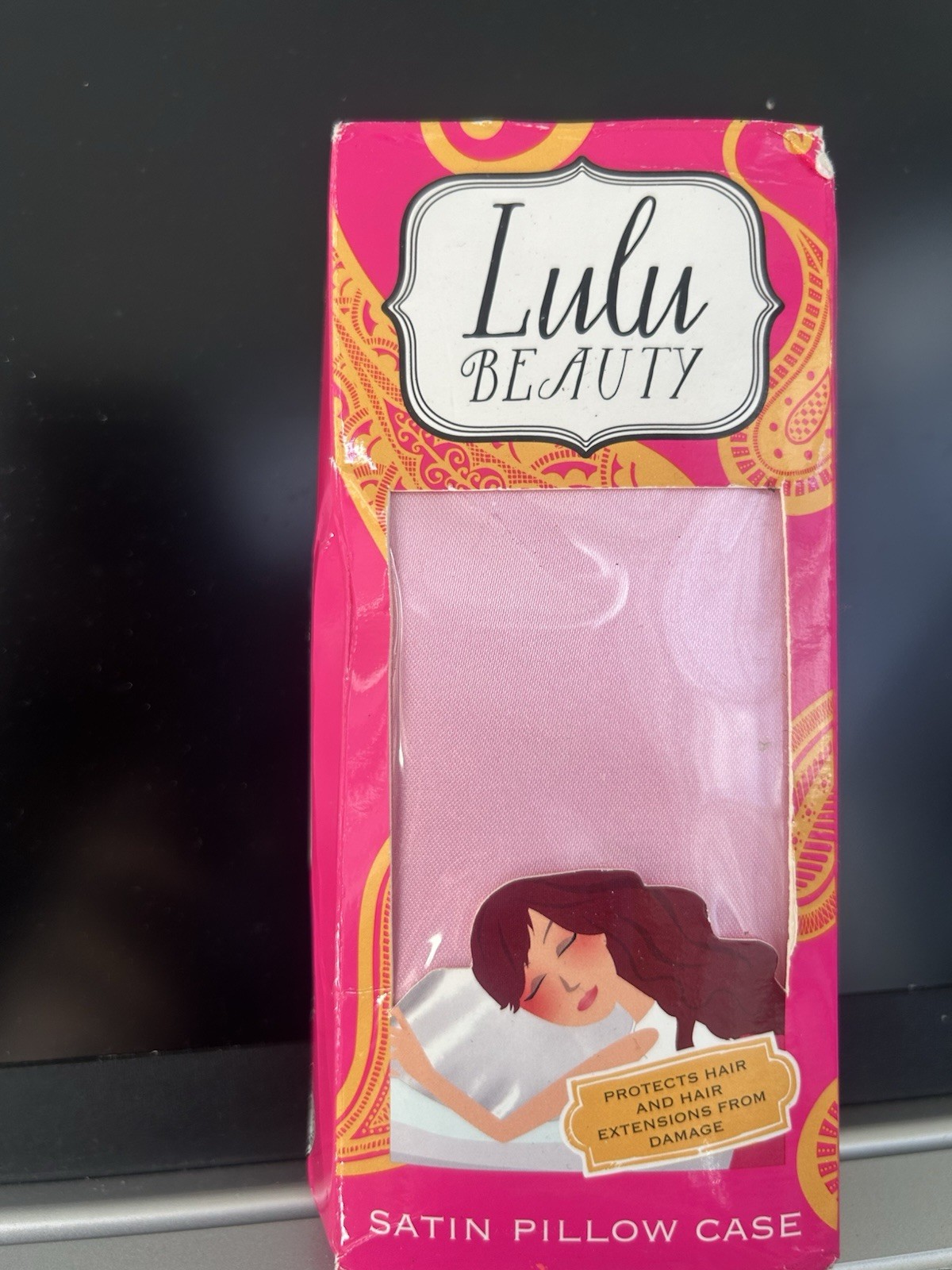Lulu Beauty pink Satin Pillow Case protect hair extension long hair SATIN pillow
