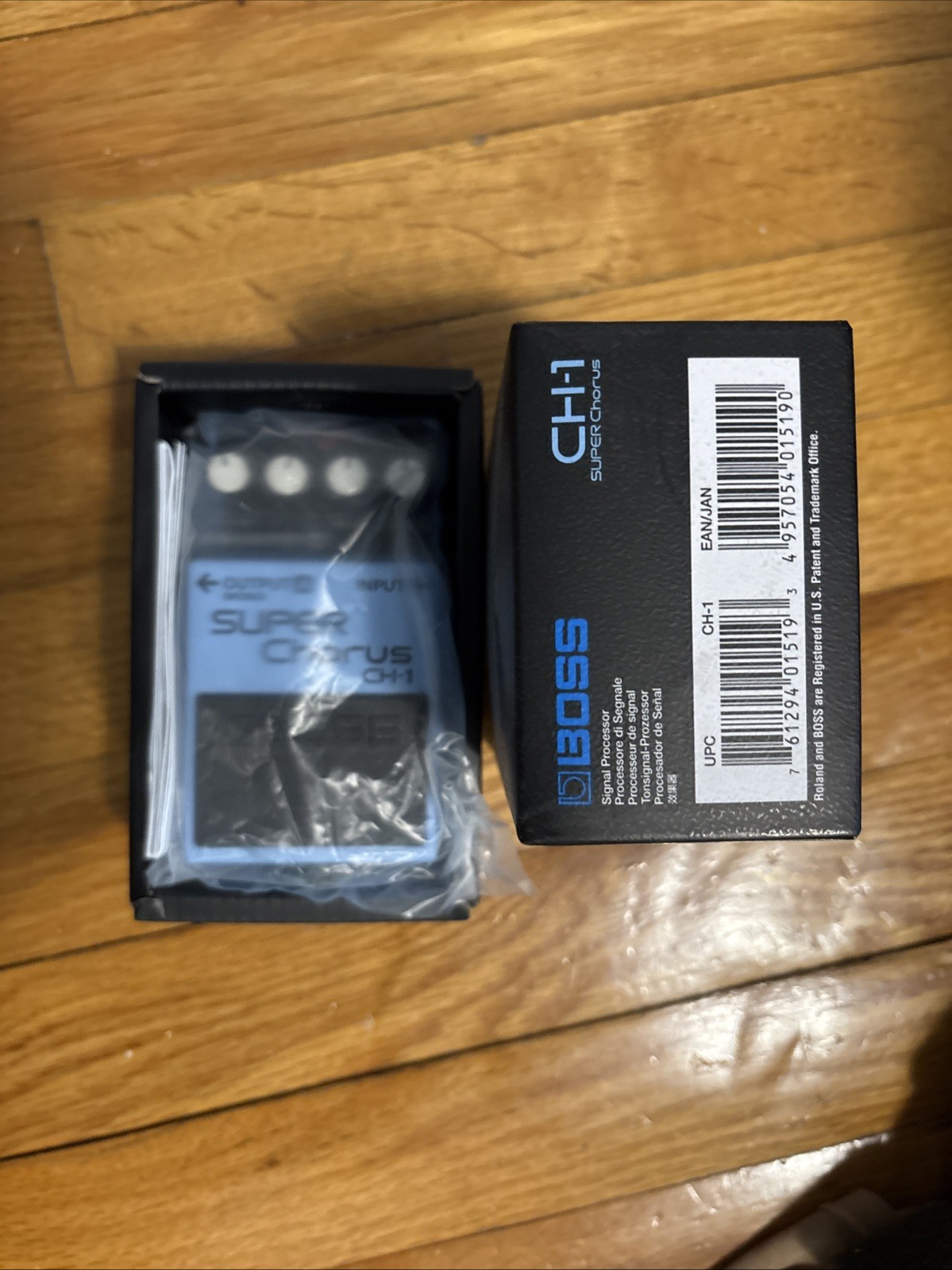 Boss CH-1 Super Chorus Guitar Effects Pedal