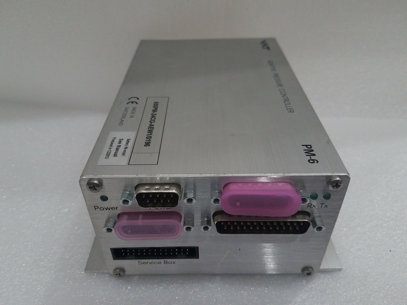 VAT Adaptive Pressure Controller PM6 650PM-24CG-AEW1/0196, used.