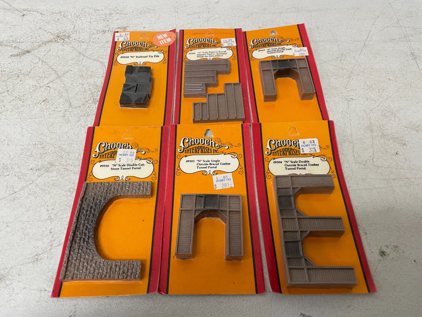Lot of 6 N Scale Chooch Enterprises Outside-Braced  Retaining Wall 9538/9506