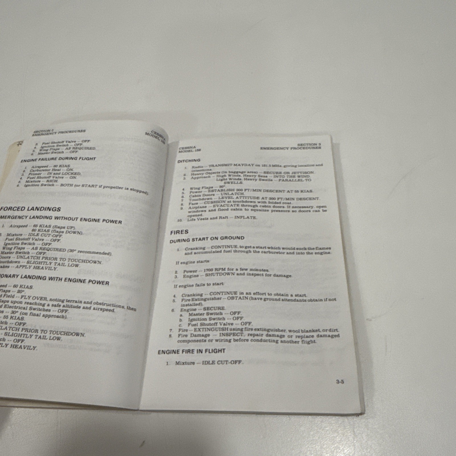 Softcover Pilot's Operating Handbook 1978 Cessna Model 152