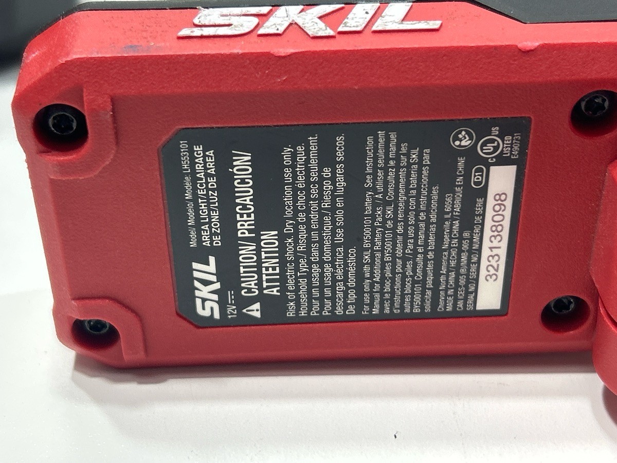SKIL 12V 5PC. DRILL/FLASHLIGHT/MULTITOOL (P13012374)