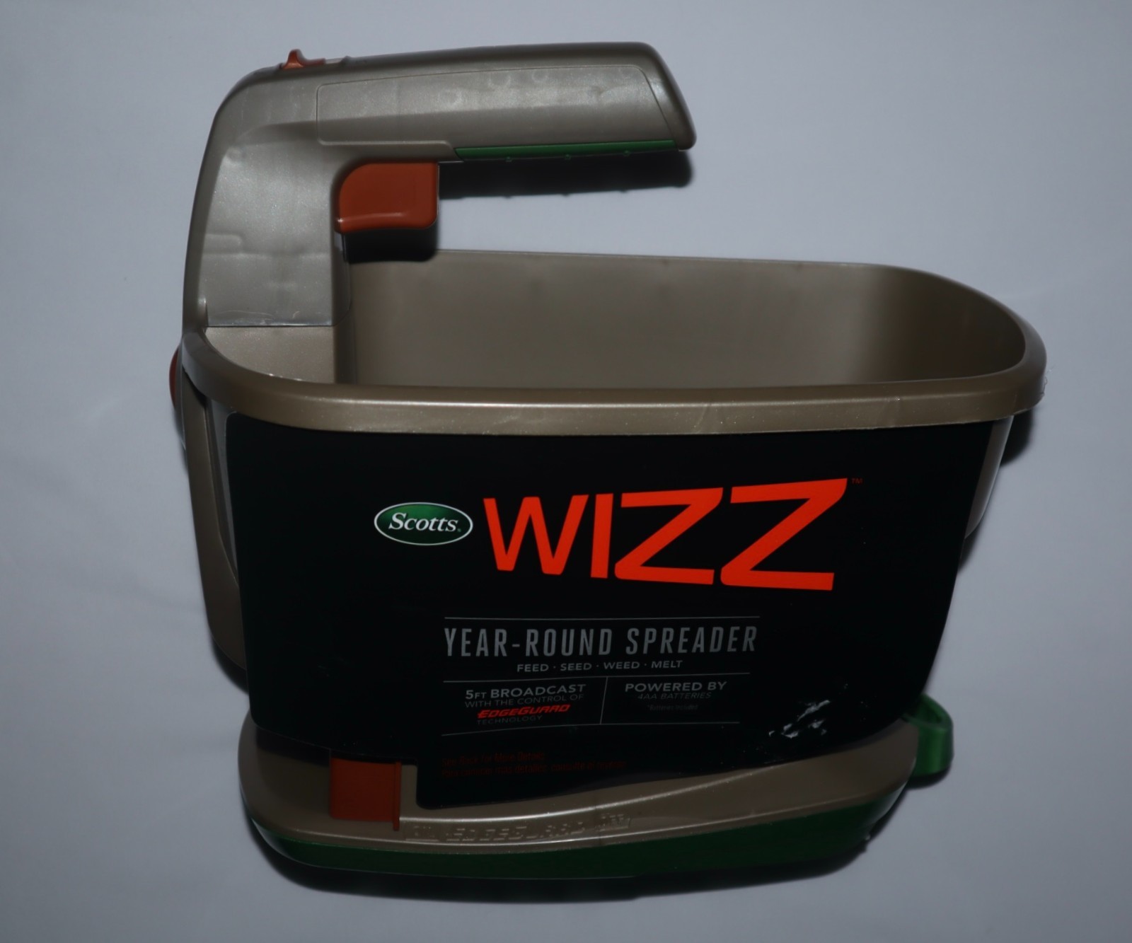 New Scotts Wizz Hand Held Spreader Battery Operated 5 Ft Spread with EDGEGUARD