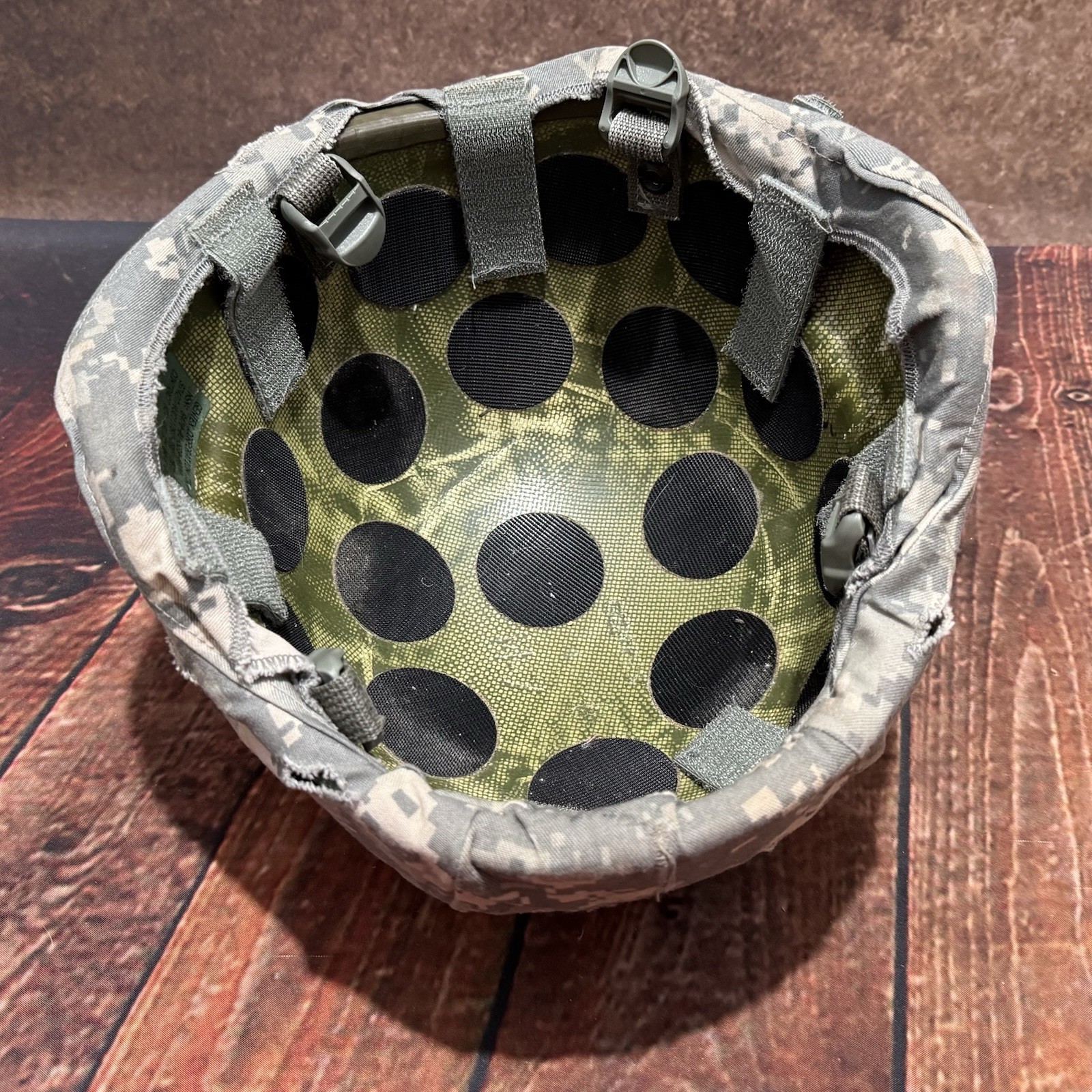 Gentex TBH II Helmet With Cover - Size Medium
